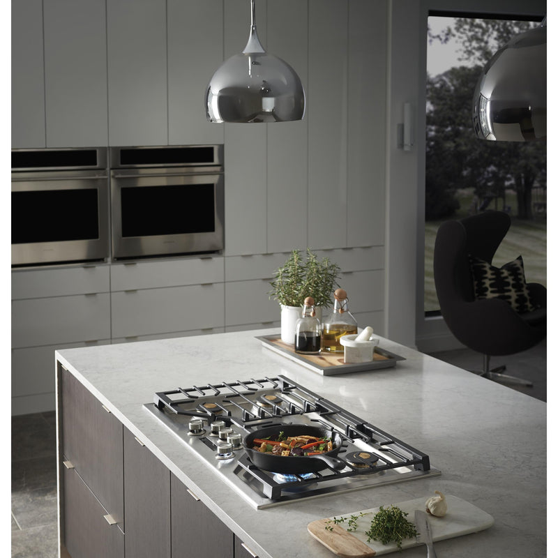 Monogram 36-inch Built-In Gas Cooktop ZGU36ESLSS IMAGE 15